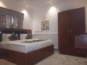Deluxe Room | Premium bedding, Select Comfort beds, individually decorated