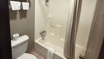 Single Room, 1 King Bed, Smoking | Bathroom | Bathtub, towels