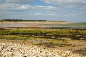 Beach - Poseidon's Inn (Lossiemouth)