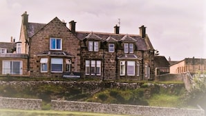 Unclassified image, 2 of 57, button - Poseidon's Inn (Lossiemouth)