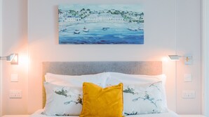 Unclassified image, 5 of 57, button - Poseidon's Inn (Lossiemouth)