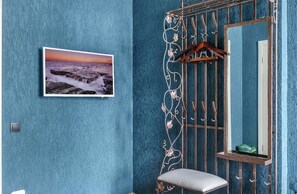 Dobbeltrom – superior | Sengetøy av topp kvalitet, safe på rommet og individuelt dekorert