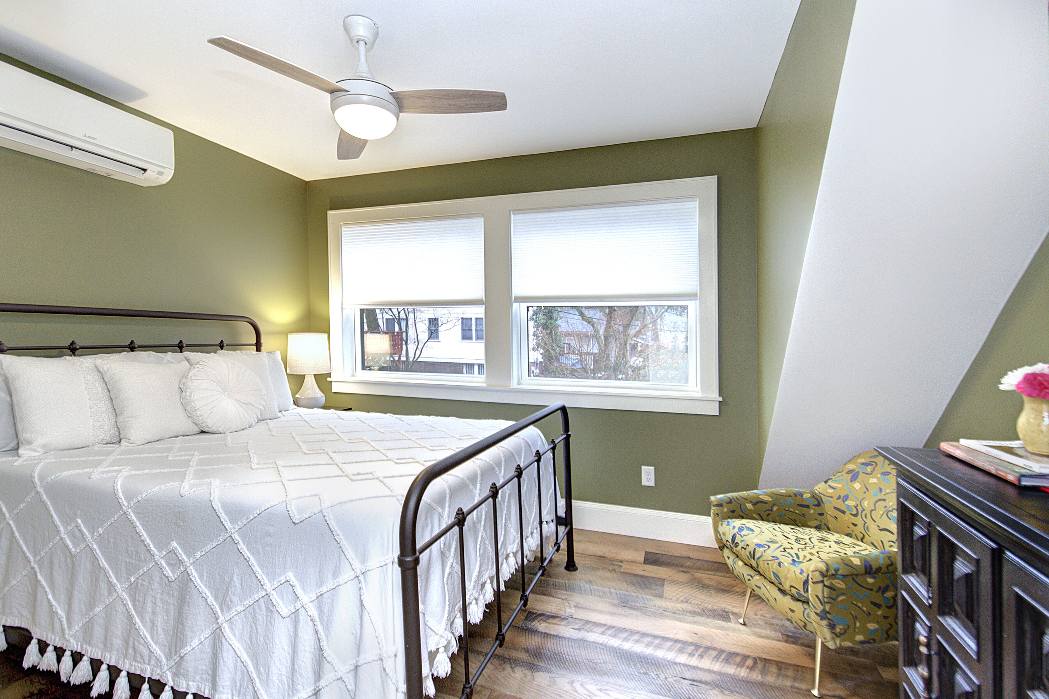 1 多间卧室、熨斗/熨衣板、免费 WiFi、床单