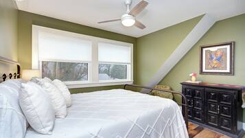 1 habitación, tabla de planchar con plancha, wifi gratis y ropa de cama