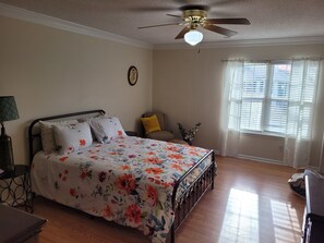 3 Schlafzimmer, Bügeleisen/Bügelbrett, kostenloses WLAN, Bettwäsche