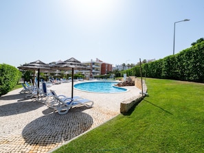 Pool - Apt. Dom Henrique, with communal pool & close to the city Walls (Lagos)