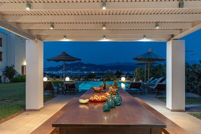 Aurora Villa with private pool & Jacuzzi - Naxos