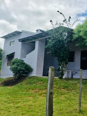 Front of property - Lunarejo (Piriapolis)