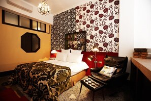 Premium bedding, blackout curtains, free WiFi, bed sheets