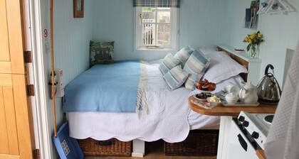 shepard hut in the heart off somerset