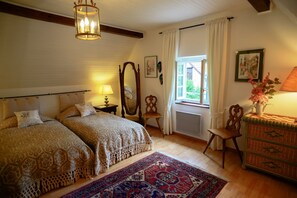 2 Schlafzimmer, Bügeleisen/Bügelbrett, Reisekinderbett, kostenloses WLAN