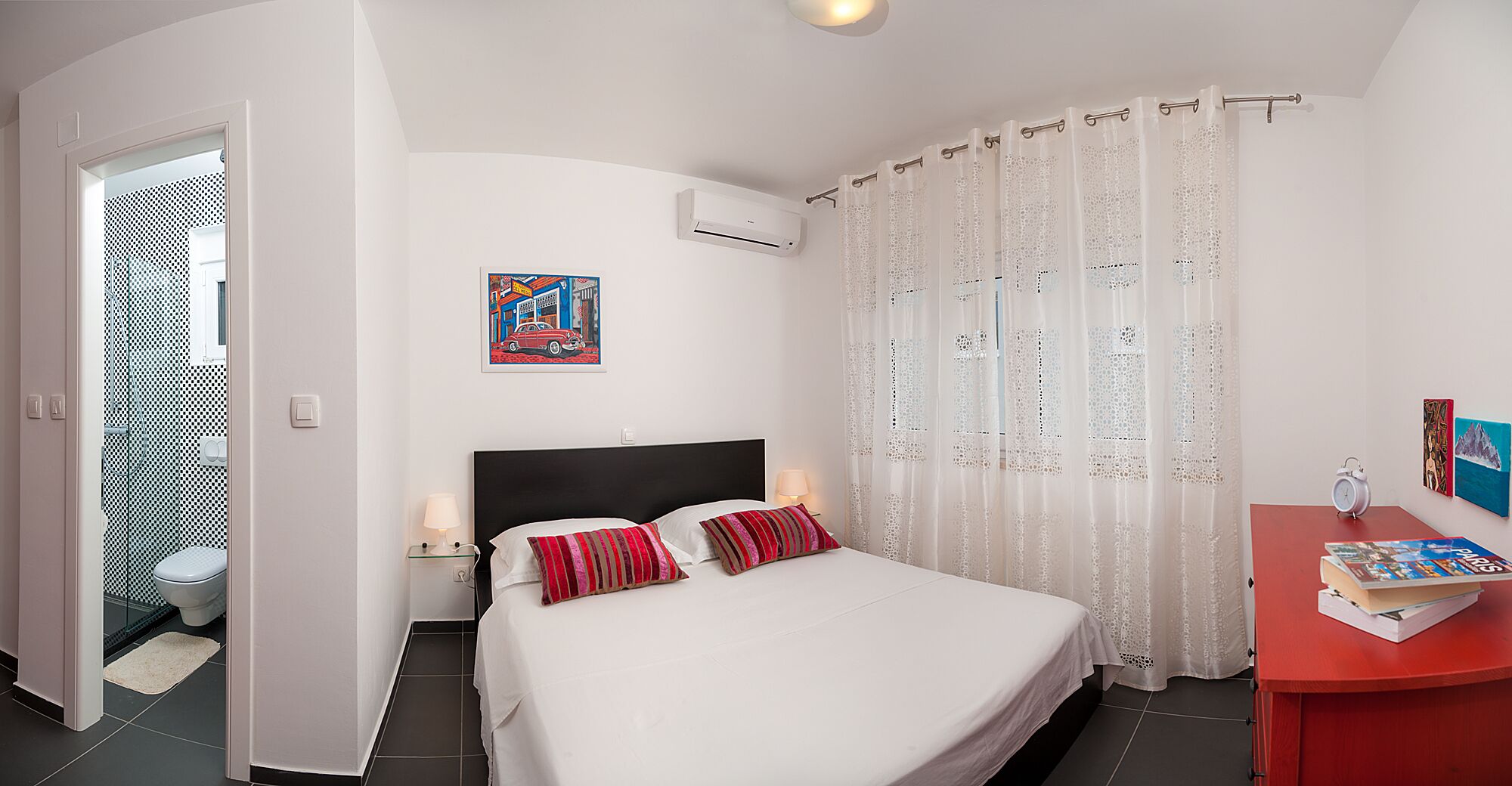 5 bedrooms, in-room safe, iron/ironing board, WiFi