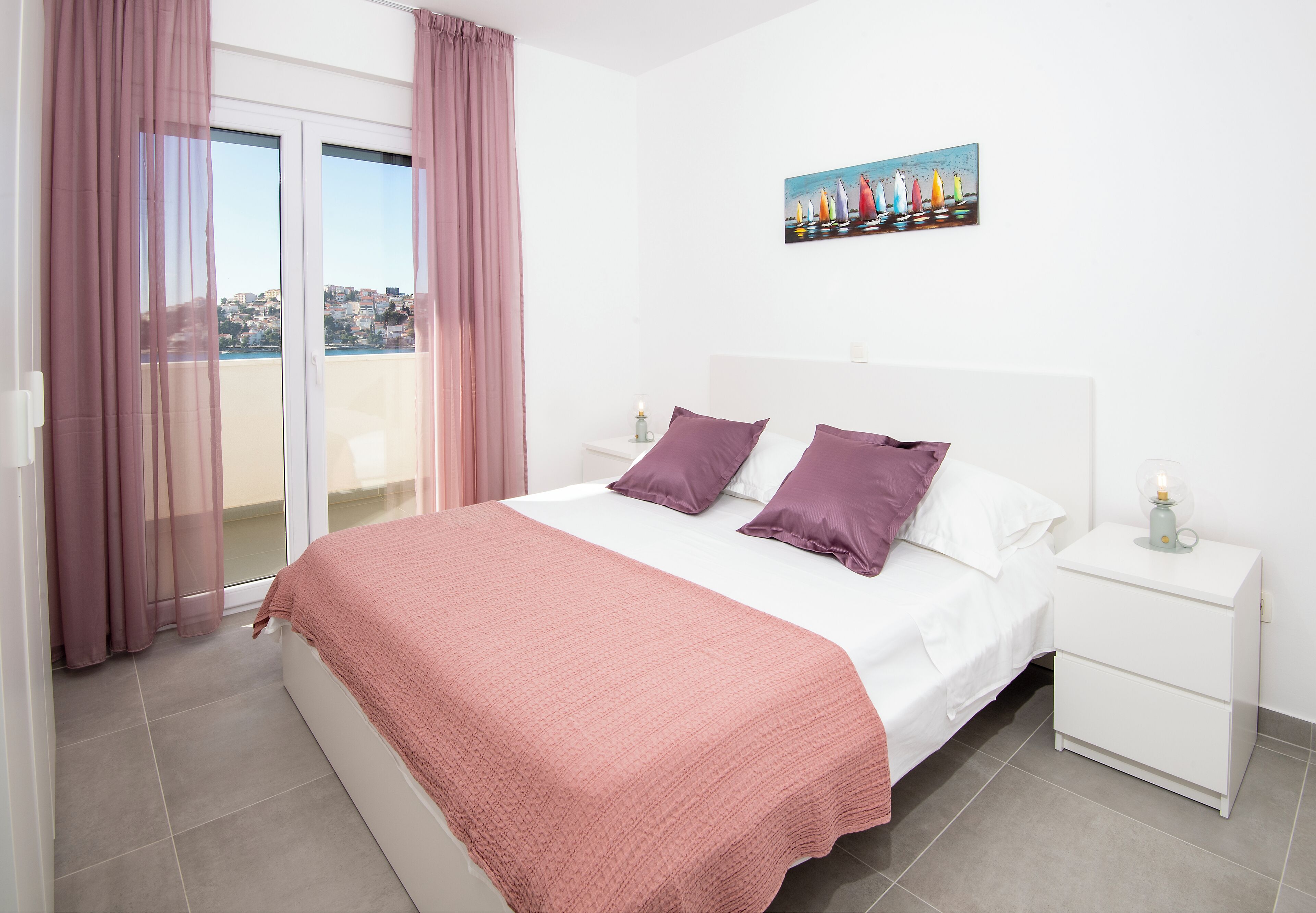 5 bedrooms, in-room safe, iron/ironing board, WiFi