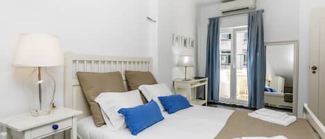 1 chambre, fer et planche Ă repasser, Wi-Fi gratuit, draps fournis