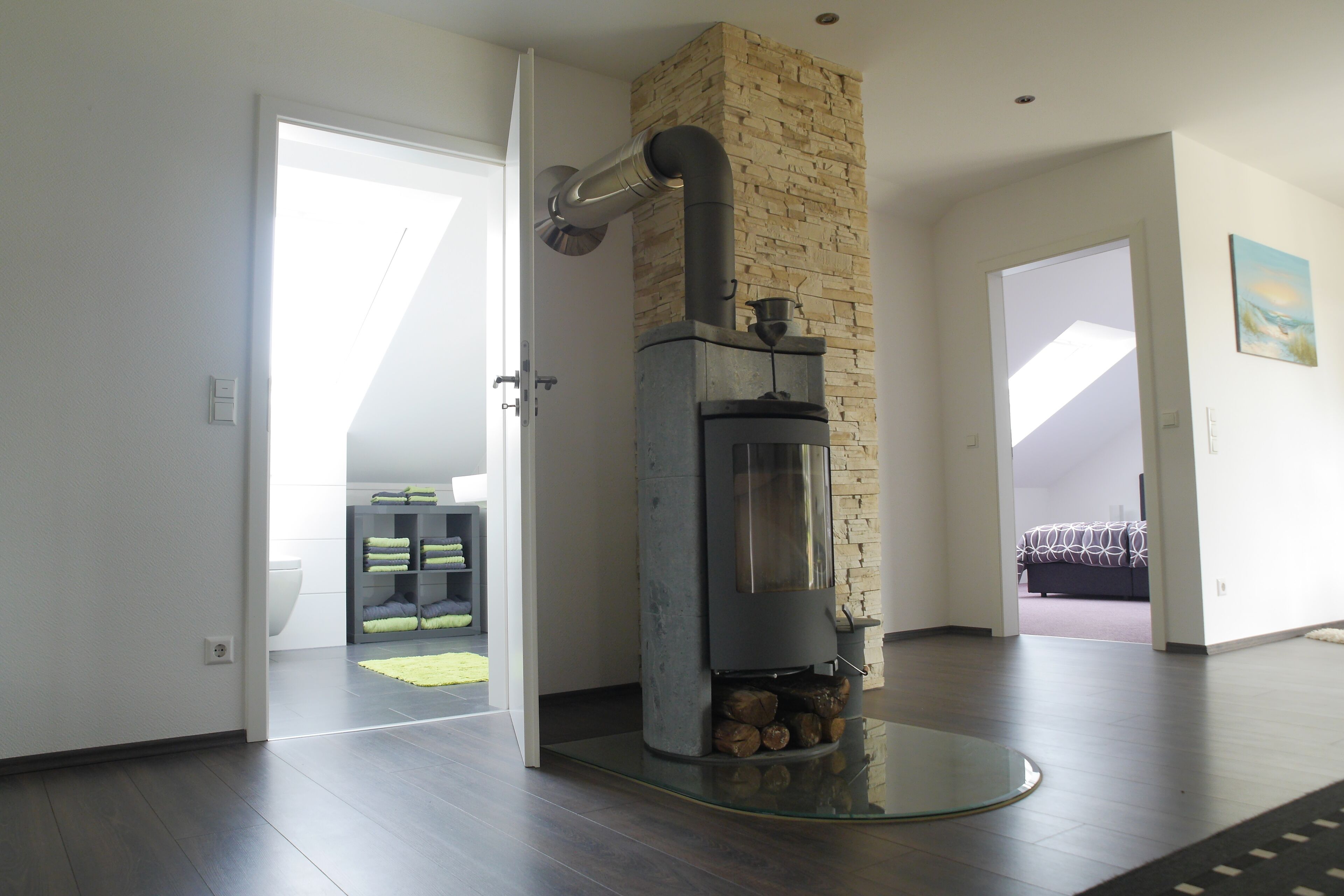 2 bedrooms, Internet, bed sheets