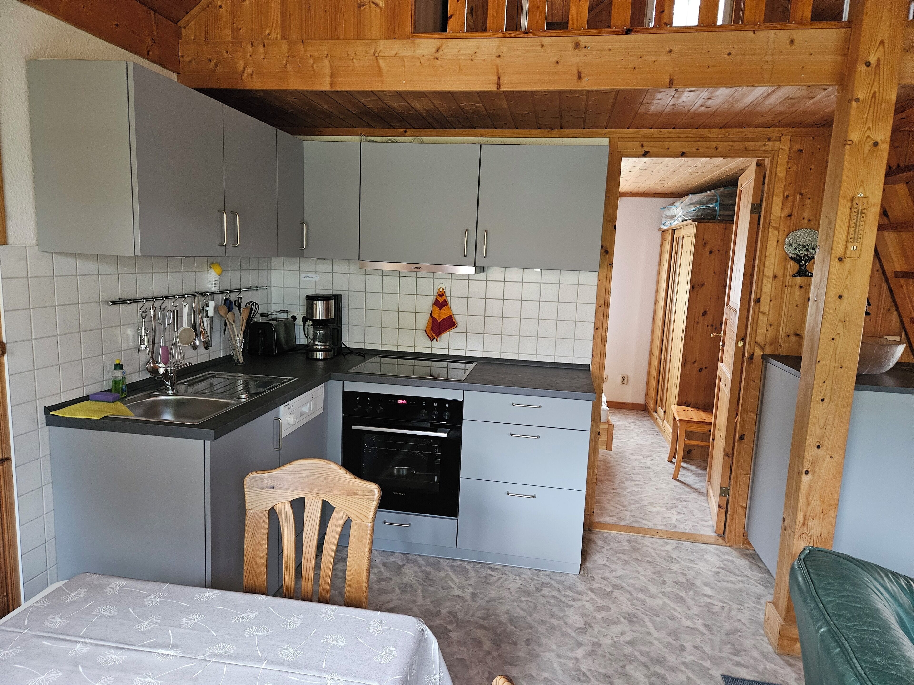 Frigorífic, forn, placa de cuina i rentaplats 