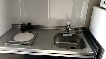 雪櫃、微波爐、爐具、廚房用具/餐具/器皿
