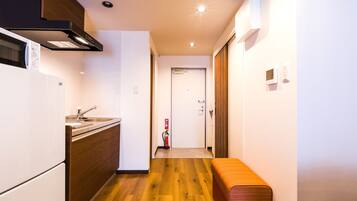 Twin Room | Free WiFi, bed sheets