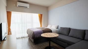 Premium Double Room, Non Smoking | Individually decorated, individually furnished, desk, free WiFi