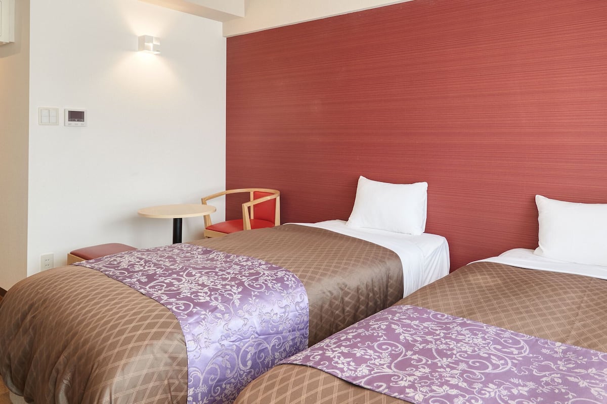 Standard Twin Room, 2 Twin Beds, Non Smoking | Individually decorated, individually furnished, desk, free WiFi