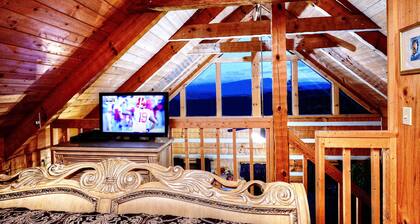 Stairway to Heaven ... Recluido, impresionantes vistas, decoración elegante, EZ Access,