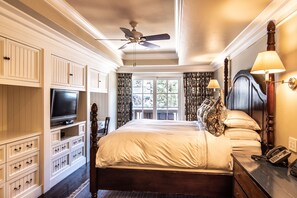 3 bedrooms, iron/ironing board, Internet, bed sheets