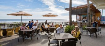 Free Wine at Check In, Beach Front, Charleston, SC -Best Sunset Views! 