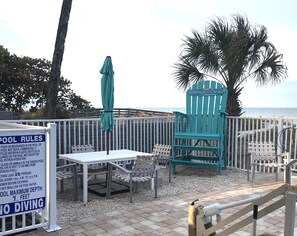 Outdoor dining - NEW Beachfront Condo, 2/2, Balcony, Heated Pool, INDIAN ROCKS BCH, Unit 303 (Indian Rocks Beach)
