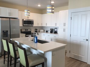 Fridge, microwave, oven, stovetop - NEW Beachfront Condo, 2/2, Balcony, Heated Pool, INDIAN ROCKS BCH, Unit 303 (Indian Rocks Beach)