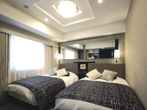 豪華雙床房 | 書桌、遮光窗簾/窗簾、隔音、熨斗/熨衫板