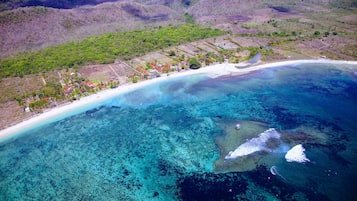 Una playa cerca