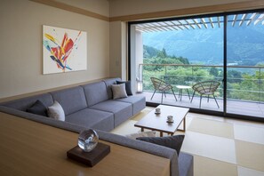 Japanese-style Suite with Outdoor Bath RB2 | Down comforters, in-room safe, individually decorated - Hoshino Resorts KAI Sengokuhara (Hakone)