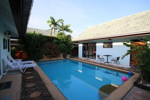 Private pool - Bali Tropicana Pool Villa (Pattaya)