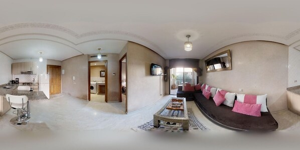 Comfort Apartment, 1 Bedroom, Non Smoking | Living area | 42-inch Smart TV with satellite channels, TV - Appartement au coeur de Gueliz (Marrakech)