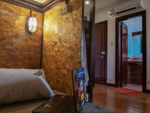 隔音、熨斗/熨衣板、免费 WiFi、床单