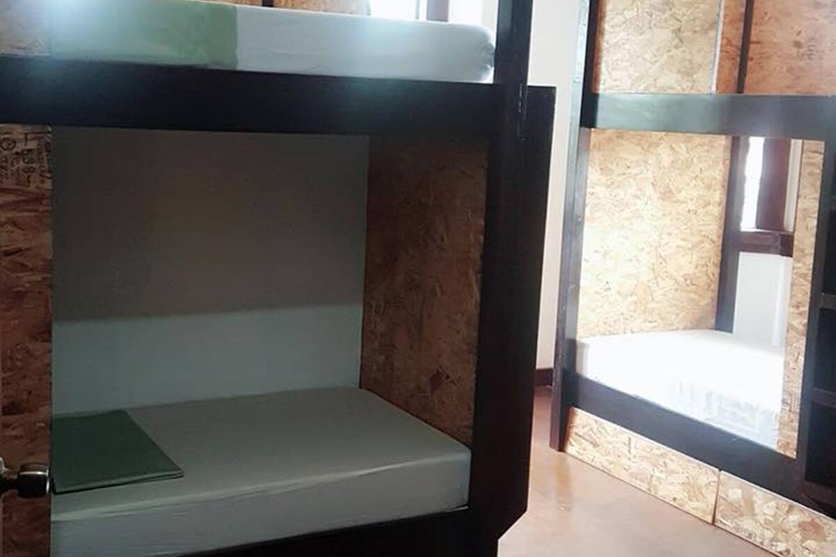 Phòng tập thể Tiêu chuẩn, phòng tập thể nam và nữ, không hút thuốc (6 Beds) | Phòng cách âm, bàn ủi/dụng cụ ủi quần áo