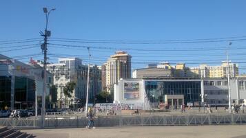 Comfort-Zimmer, 1 King-Bett und Schlafsofa, Nichtraucher, Stadtblick | Blick auf die Stadt