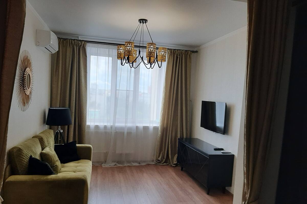 Classic Room, Multiple Beds, Non Smoking, City View | 1 bedroom, individually decorated, individually furnished