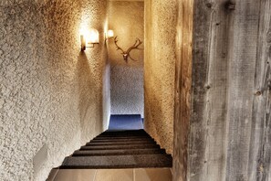 風格公寓, 多張床, 非吸煙房 | 起居區 | 平面電視