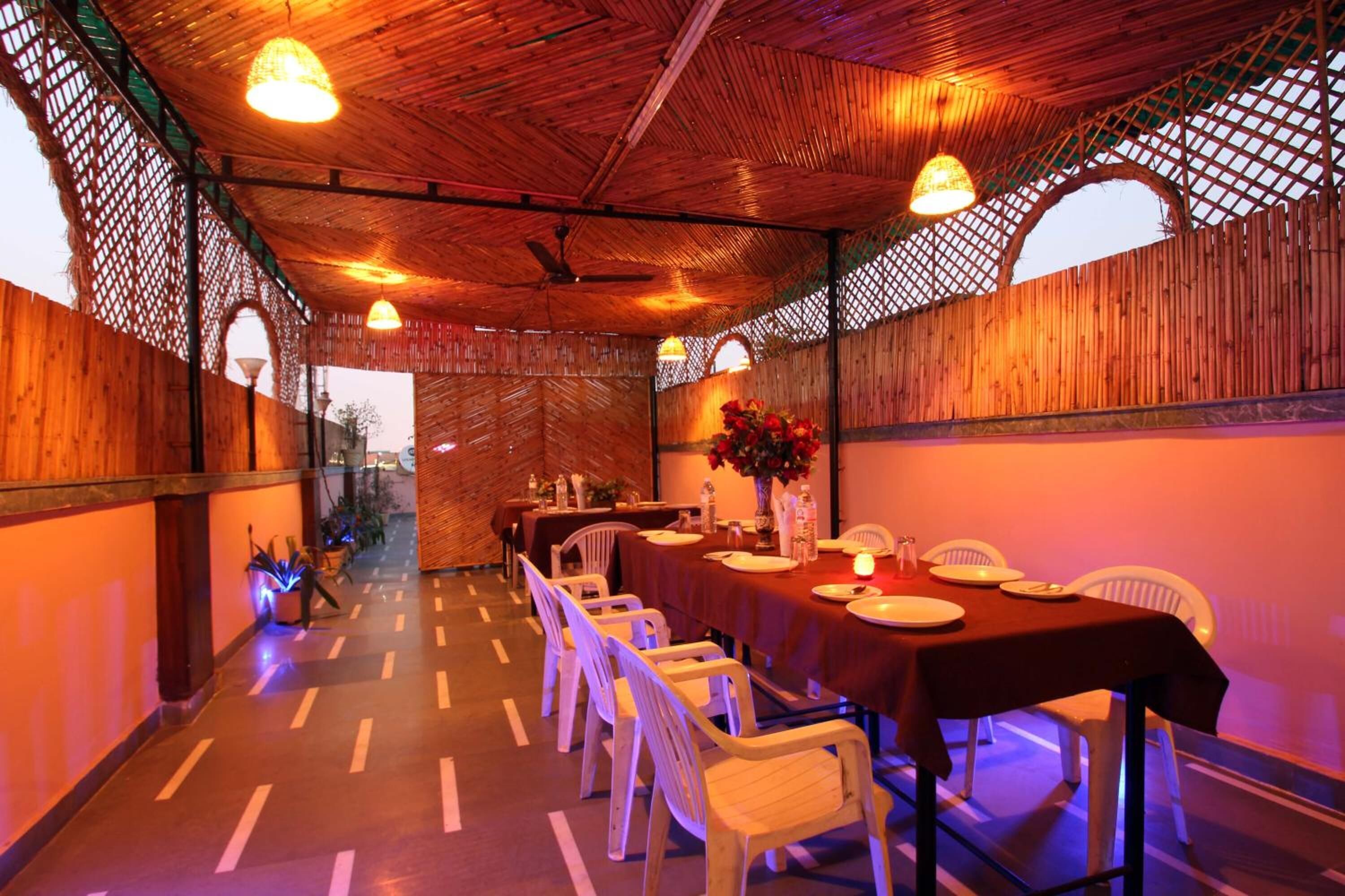 Photo - Hotel star view '2mins from Metro Station near 5mins distance New Delhi Railway Station