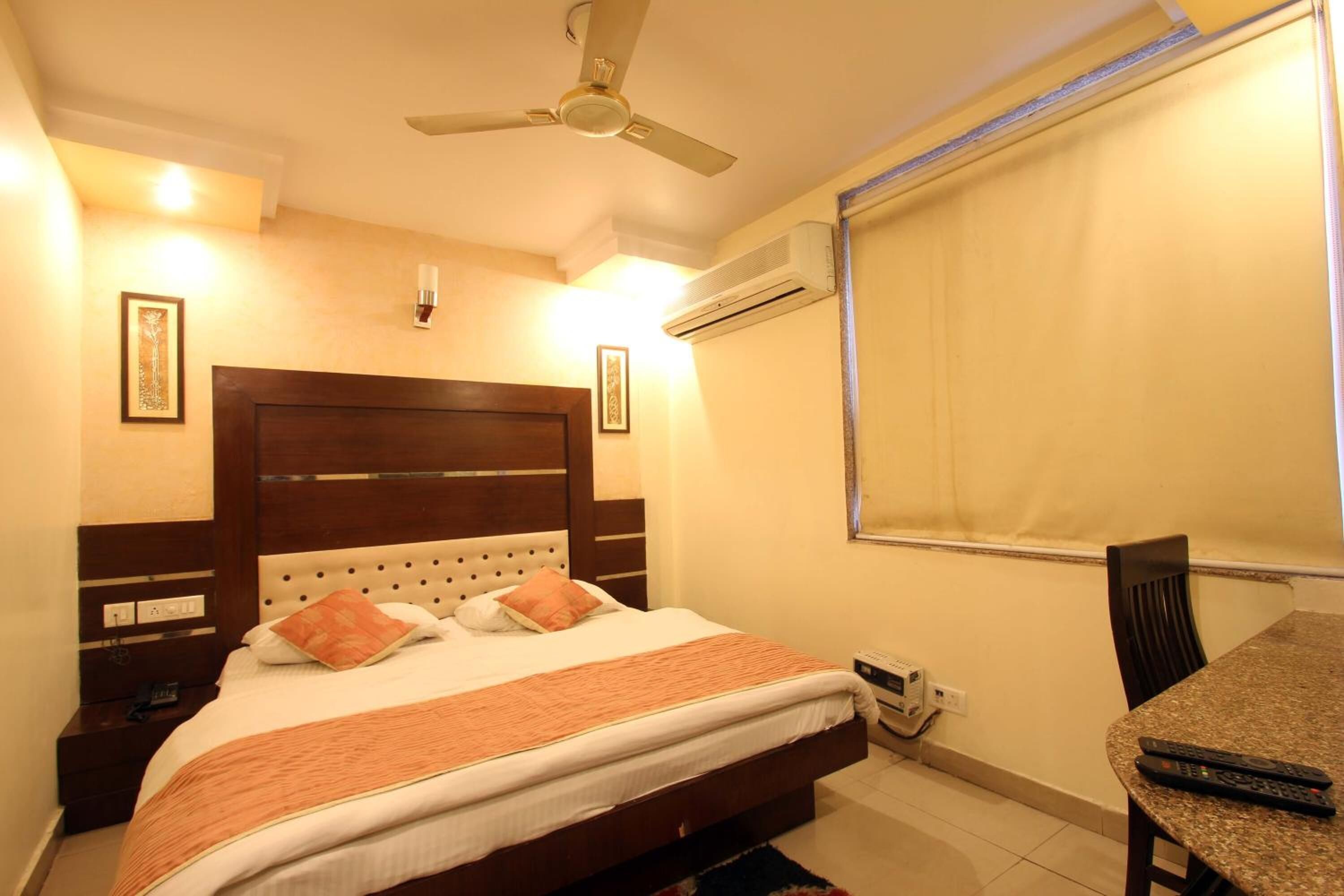 Photo - Hotel star view '2mins from Metro Station near 5mins distance New Delhi Railway Station