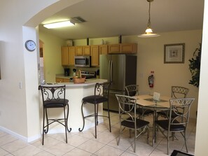 Private kitchen - Premium 5 bd with private pool (Kissimmee)
