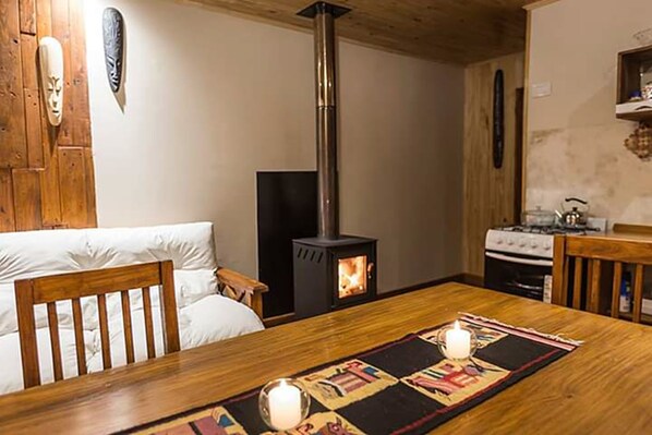 In-room dining - Cabañas San Francisco (Plottier)