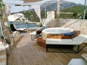 Apartamento, 3 quartos | Terraço/pátio