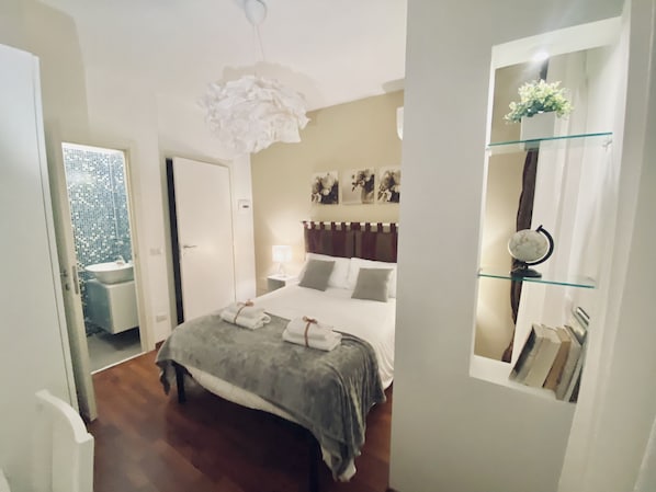 Egyptian cotton sheets, premium bedding, Select Comfort beds