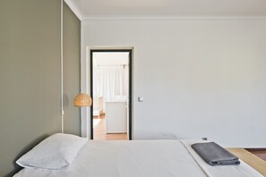 4 habitaciones, tabla de planchar con plancha y wifi gratis 