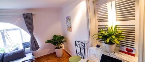 1 bedroom, in-room safe, iron/ironing board, WiFi