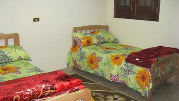 3 間睡房、熨斗/熨衫板、Wi-Fi