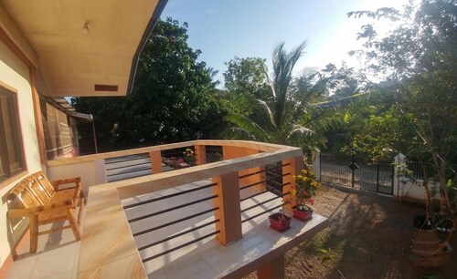 Larosa Hostel Bed and breakfast 