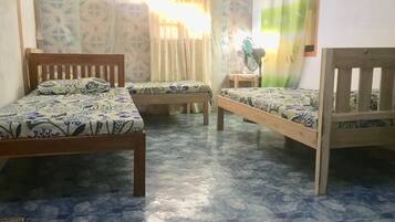 1 chambre, fer et planche Ă repasser, Wi-Fi, draps fournis